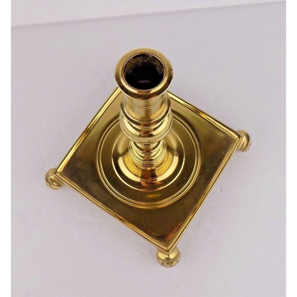 NORTHERN EUROPEAN WILLIAM AND MARY BRASS CANDLE STICK - Picture 3 of 8